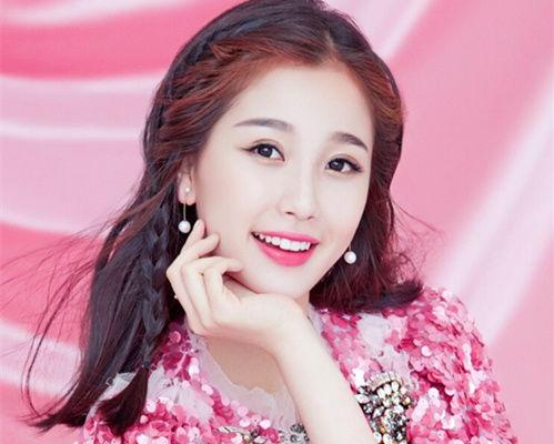 娱乐吃瓜博主讲虞书欣是谁,娱乐吃瓜博主口中热议的流量小花